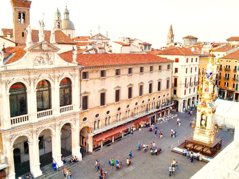 Vicenza Piazza dei Signori, with Monastery Stays